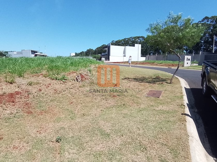 Terreno para comprar no condomínio Alto da Boa Vista em Alto Da Boa Vista, Cravinhos - código 70287