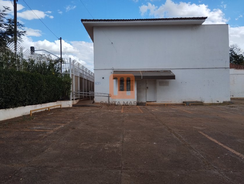 Salão-Galpão para alugar em Centro, Ribeirão Preto - Garagem/estacionamento (unidade) - foto 4 código 70890