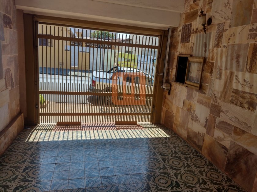 Casa para comprar em Ipiranga, Ribeirão Preto - Garagem/estacionamento (unidade) - foto 2 código 71890