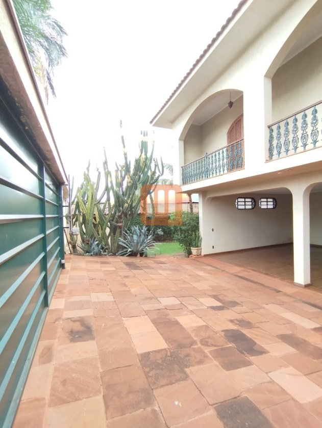 Casa para alugar em Jardim Sumaré, Ribeirão Preto - Garagem/estacionamento (unidade) - foto 3 código 72703