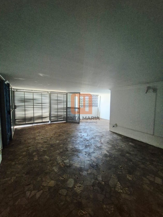 Salão-Galpão para alugar em Jardim Paulista, Ribeirão Preto - Garagem/estacionamento (unidade) - foto 4 código 74380