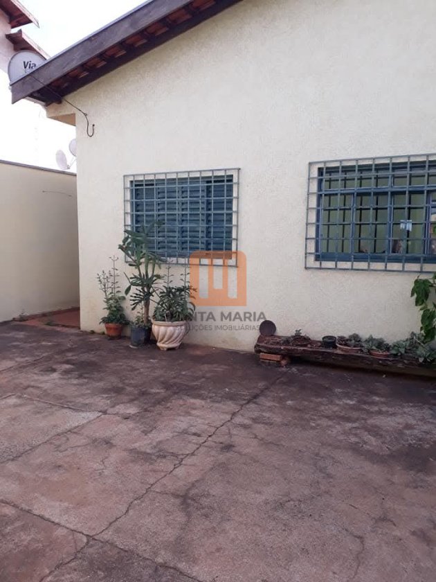 Casa para comprar em Candido Portinari, Ribeirão Preto - Quintal/corredores (unidade) - foto 4 código 74920