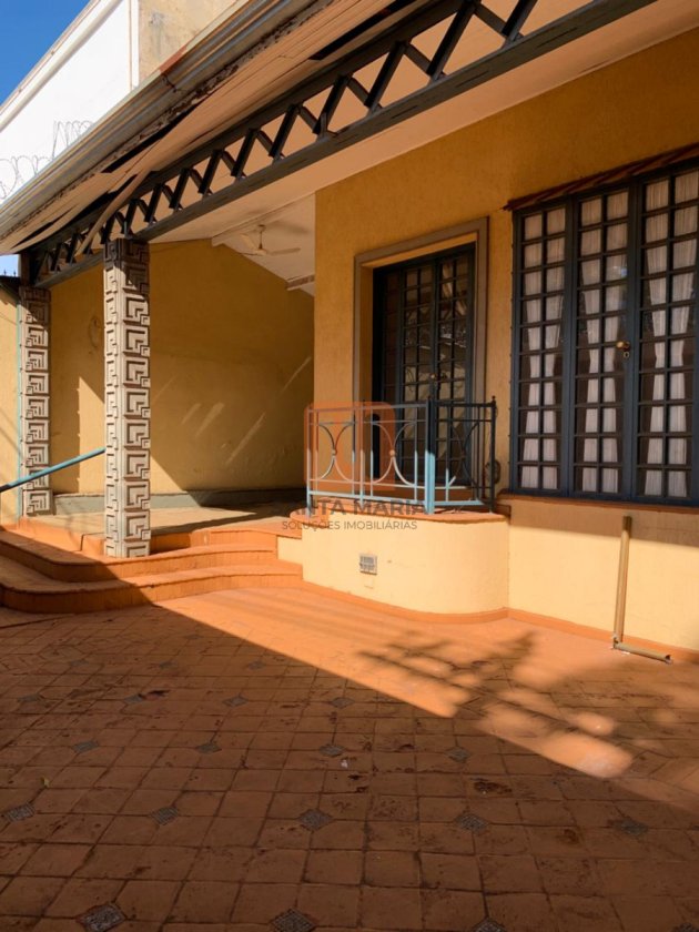 Casa para alugar em Centro, Ribeirão Preto - Garagem/estacionamento (unidade) - foto 2 código 74985