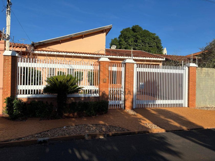 Casa em Jardim Califórnia, Ribeirão Preto