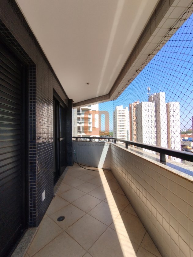 Apartamento para comprar em Centro, Ribeirão Preto - Varanda/Sacada (unidade) - foto 3 código 7525