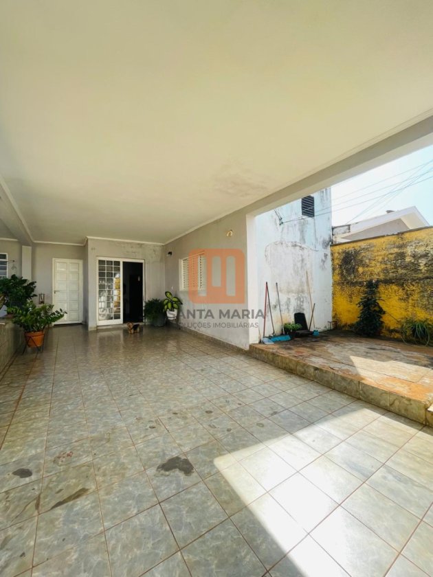 Casa para comprar em Vila Albertina, Ribeirão Preto - Garagem/estacionamento (unidade) - foto 2 código 75310