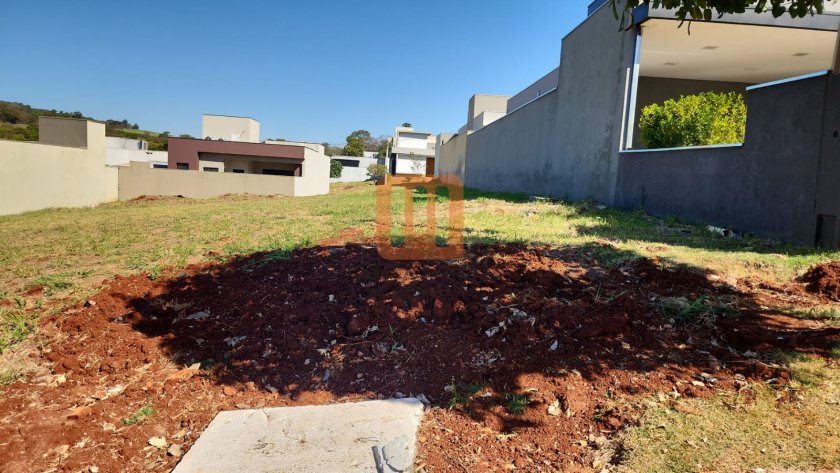 Terreno para comprar no condomínio Terras de San Pedro - Praça do Sol em Reserva San Pedro, Ribeirão Preto - código 75467