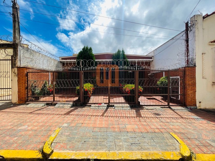 Casa em Vila Tibério, Ribeirão Preto