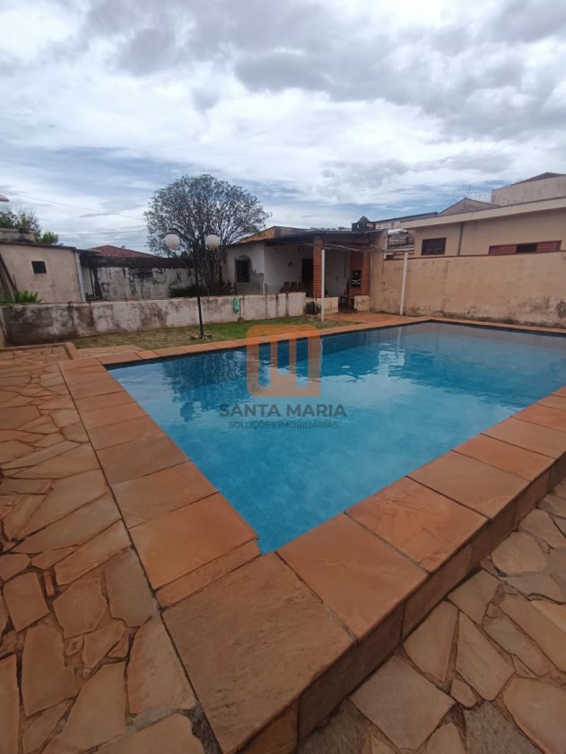 Casa em Monte Alegre, Ribeirão Preto