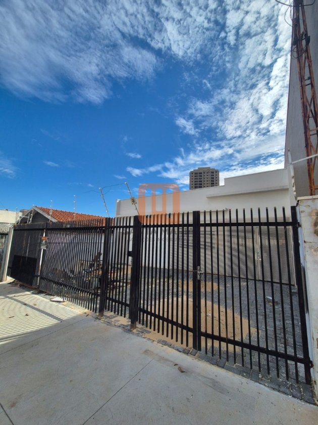 Casa em Jardim Irajá, Ribeirão Preto