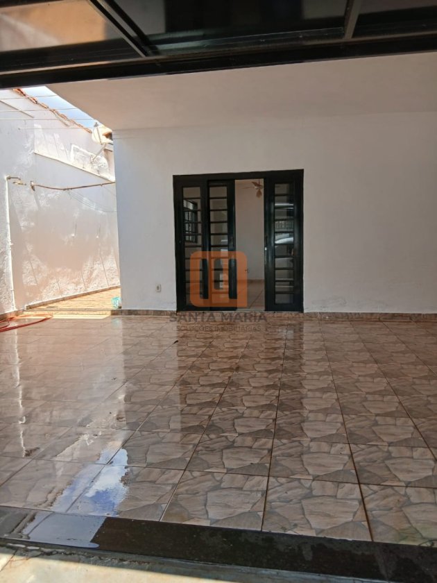 Casa para comprar em Quintino Facci 2, Ribeirão Preto - Garagem/estacionamento (unidade) - foto 2 código 76887