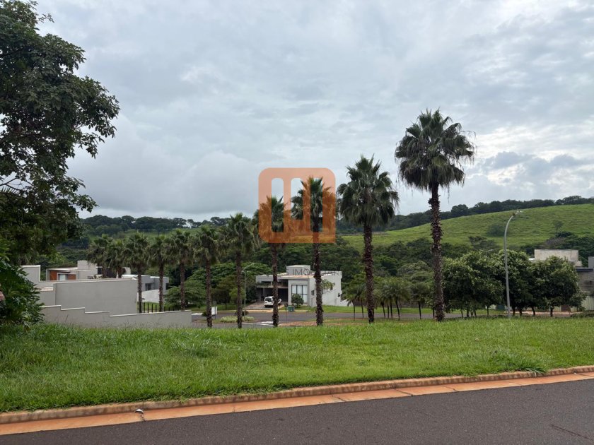 Terreno para comprar no condomínio Alphaville 3 em Alphaville, Ribeirão Preto - código 77017