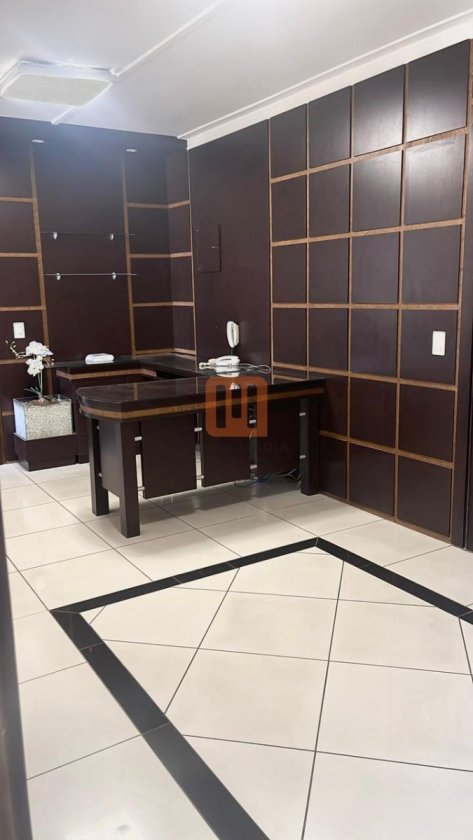 Sala comercial para comprar no condomínio Saint Moritz em Centro, Ribeirão Preto - código 77089
