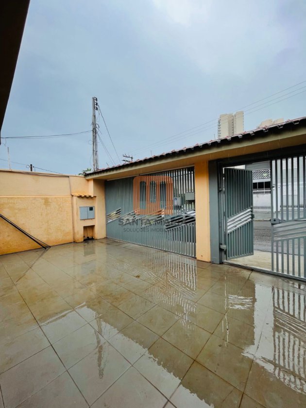Casa para alugar em Jardim Irajá, Ribeirão Preto - Garagem/estacionamento (unidade) - foto 2 código 77408