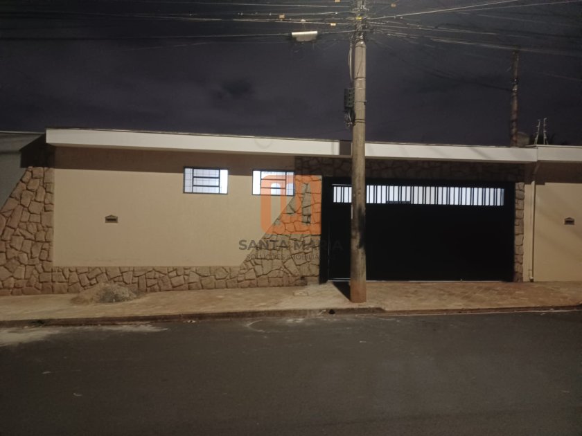 Casa em Monte Alegre, Ribeirão Preto
