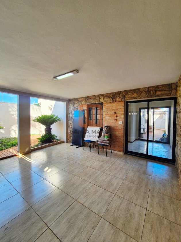 Casa para comprar em Jardim Palmares, Ribeirão Preto - Garagem/estacionamento (unidade) - foto 2 código 77672
