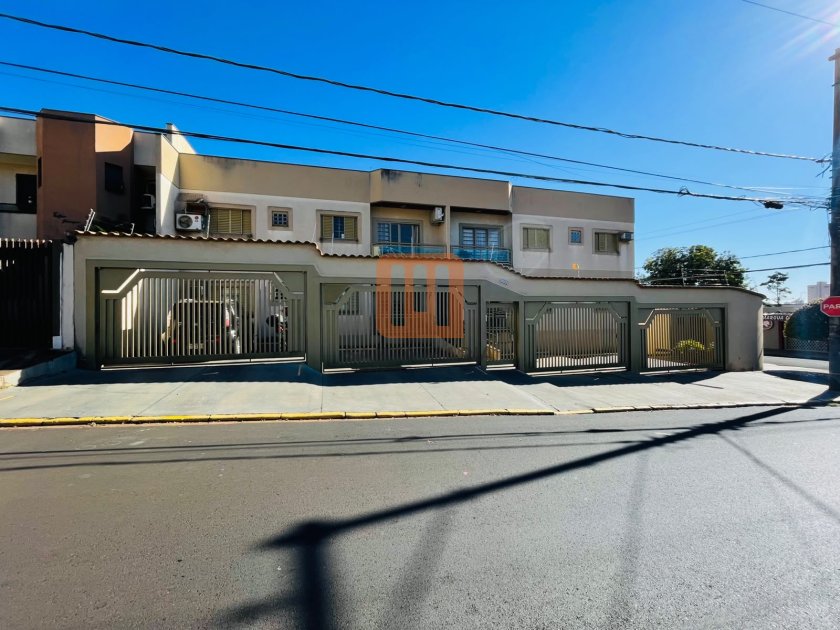 Apartamento em Jardim Irajá, Ribeirão Preto