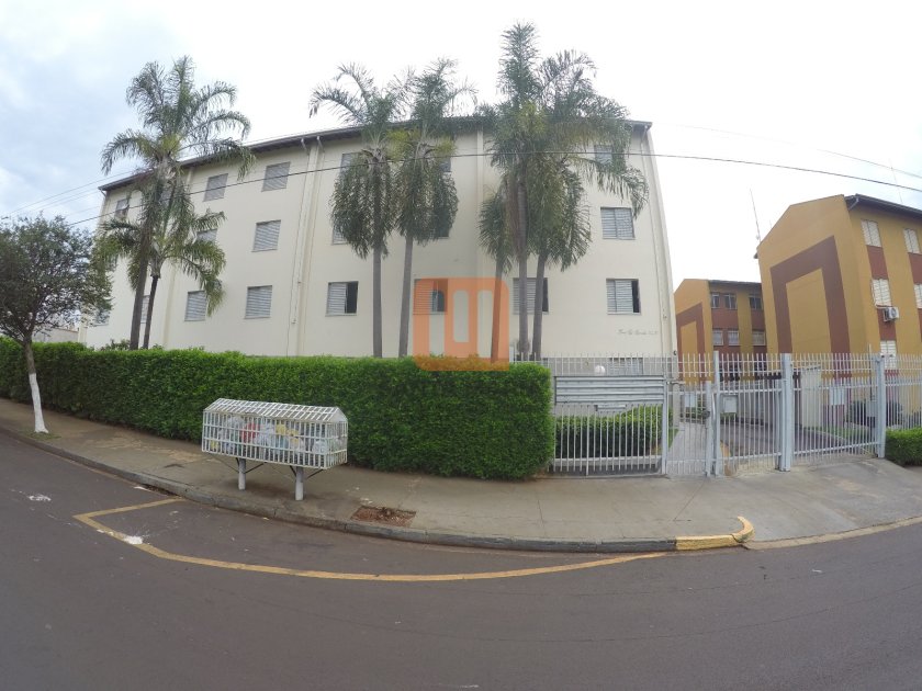 Apartamento em Jardim Presidente Dutra 1, Ribeirão Preto